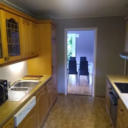 Family & Vacation Homes Prázdninový dům *