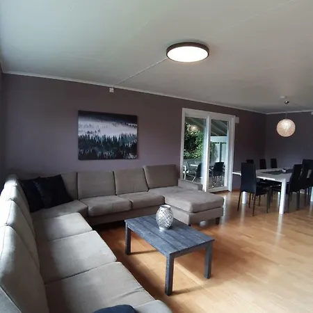 Family & Vacation Homes Prázdninový dům Voss